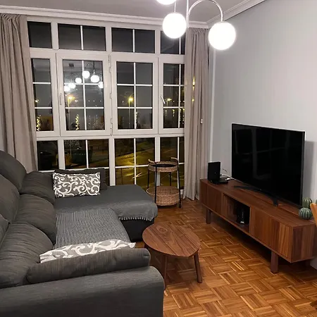 Quebrantos Apartment *